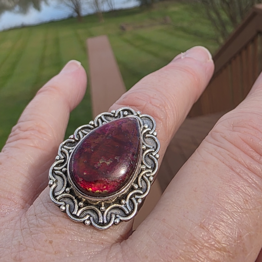 Red Labradorite Flashy Gemstone Ring in Carved 925 Sterling Silver Setting (7)